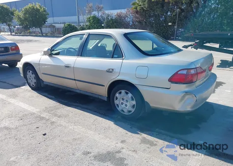 2000 Honda Accord 2.3 Lx из США, поврежденный, VIN JHMCG6651YC002492